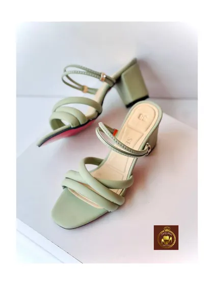 صندل پاشنه‌بلند مجلسی زنانه