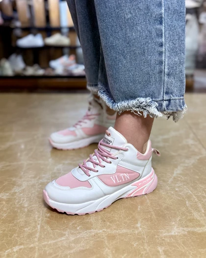 کتانی ساق‌دار زنانه نیوشا (ولنتینو VLTN)