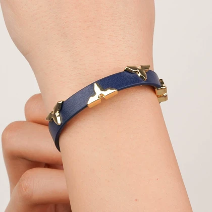 دستبند چرم استیل Louis vuitton رنگ سورمه ای