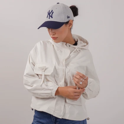 بارانی کلاهدار