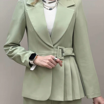 کت بغل پلیسه