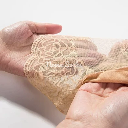 جوراب مچی گیپوری طرح بهاران