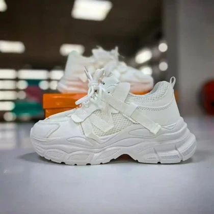 کتانی اسپرت لژدار طبی زنانه مافیایی تمام سفید Women’s Mafia Style White Sneakers