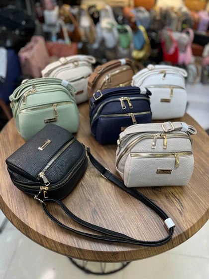 کیف پاسپورتی زنانه شرانگ