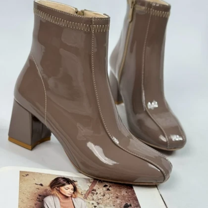 پاشنه دومان 1592