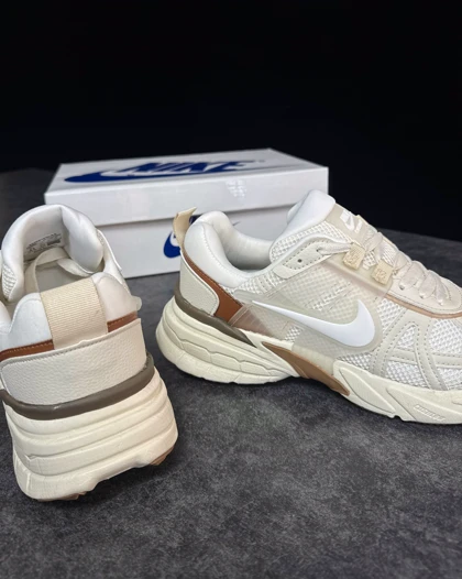 کتانی نایک مدل v2k