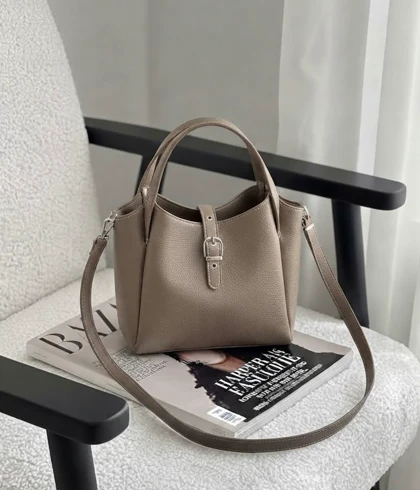 کیف زنانه ویارا