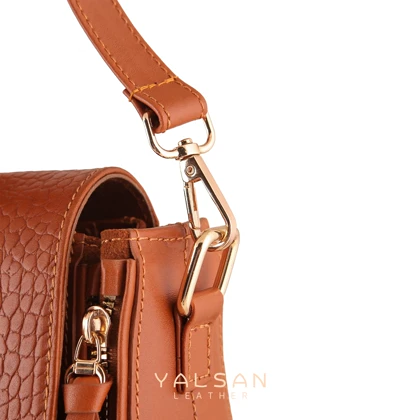 کوله پشتی زنانه چرم یلسان مدل آدرینا کد 055-GC