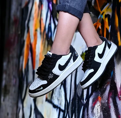 کتانی ودوو زنانه سفید مشکی