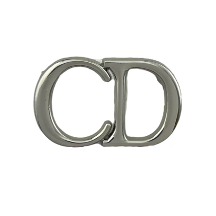 گل سینه شیک زنانه طرح دیور، انتخابی خاص برای شما