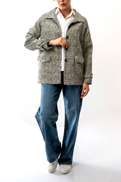 پالتو کوتاه جیب‌دار زنانه