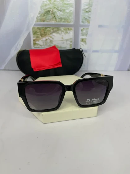 عینک آفتابی زنانه لویی ویتون 9669