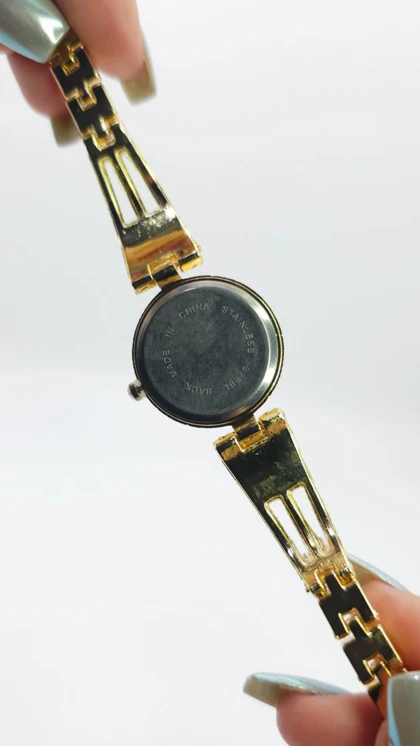 ساعت مچی زنانه مجلسی EHHE نگین‌دار با موتور کوارتز