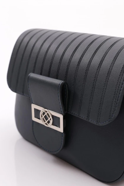 کیف دوشی زنانه اورجینال dgn dgn