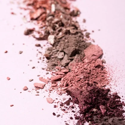 پالت سایه چشم پودری 9 رنگ اسنس مدل The Rose Edition شماره 020