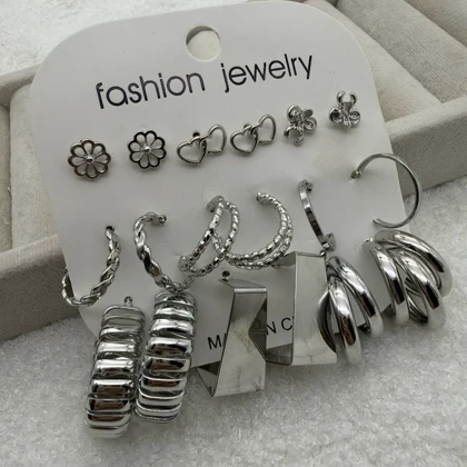 گوشواره پکی 9 جفت کد 202 در دو رنگ