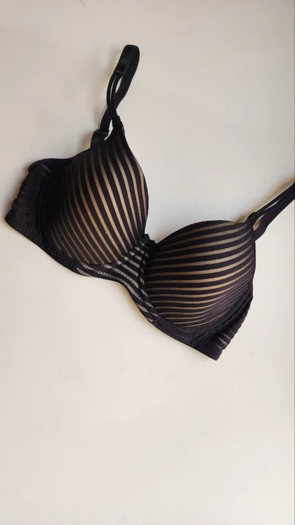 سوتین تک فنردار ابرنازک کد : 11478