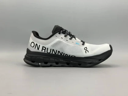 کتانی آن رانینگ کلود فلو 5 طوسی مشکی/On Running