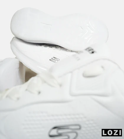 کفش کتانی طبی زنانه و مردانه سفید SKECHERS