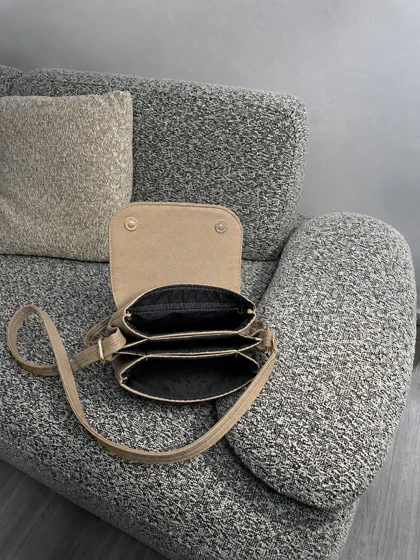 کیف رودوشی چرمی زنانه مارا کد 2229-4
