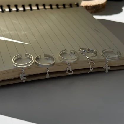 انگشتر پا نقره ای