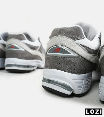 کفش کتانی طوسی خاکستری NEW BALANCE 2002R