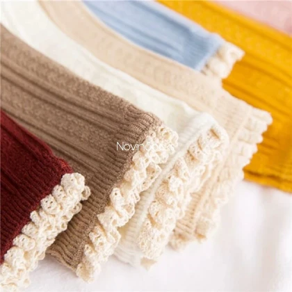 جوراب ساق‌دار لبه گیپوری