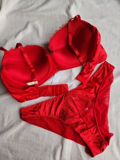 ست شورت و سوتین دانتل جکدار فنردار اروپایی AngGee کد: 5210