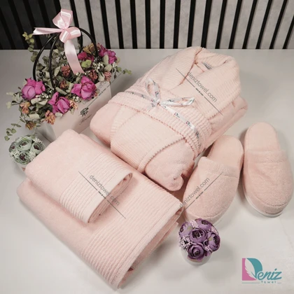 حوله ست یک نفره طرح روکو رنگ گلبهی