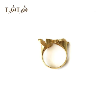 انگشتر نقره می شود
