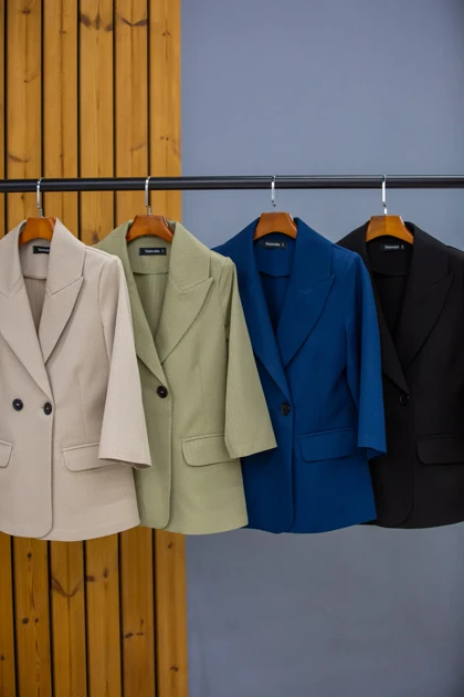 کت زنانه یقه بلیزر آستین 3ربع