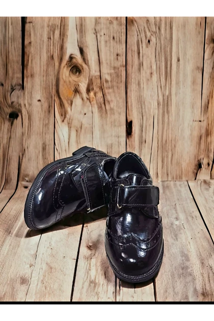 کفش کلاسیک بچگانه patik-ayakkabi