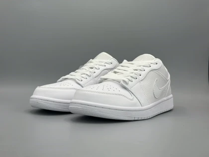 کتانی نایکی جردن1 لو سفید/Nike Air Jordan1 White