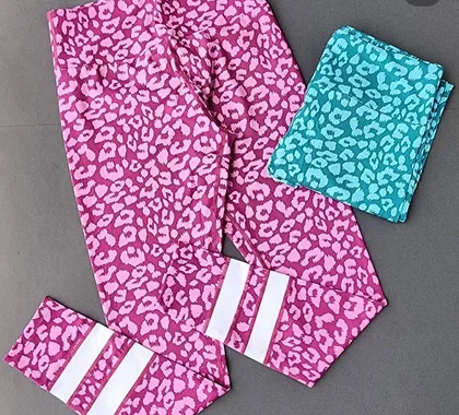 لگ ورزشی زنانه فلامنت پلنگی وارداتی