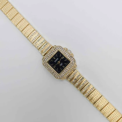 ساعت مچی زنانه مجلسی EHHE نگین‌دار با موتور کوارتز