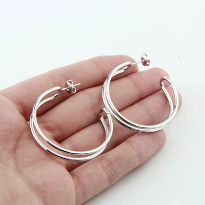 گوشواره زنانه حلقه‌ای دولاین ساده