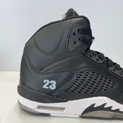 کفش بسکتبالی نایک جردن 5 Jordan مشکی زیر سفید