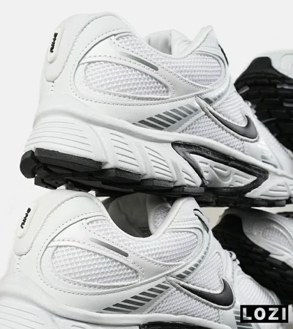 کفش کتانی مردانه و زنانه سفید مشکی نایک NIKE v5 RNR