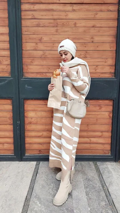 پیراهن بافت بلند ترک کرمی طرح زبرا تارا