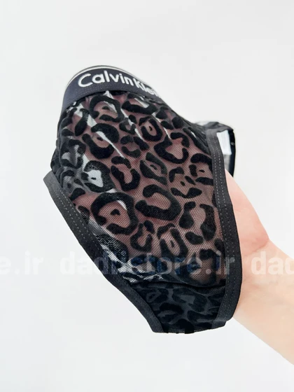 شورت بکلس گیپور طرح پلنگی کمر نوشته Calvin klein