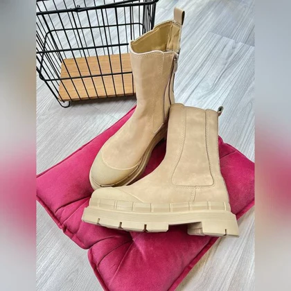 بوت نازنین