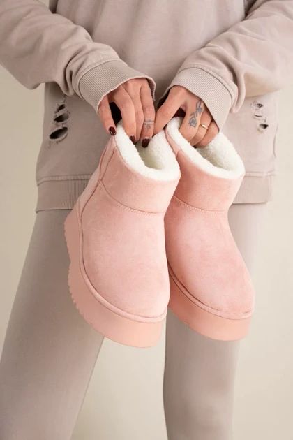 آگ زنانه 2025 RO