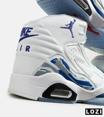 کفش کتانی ساق‌دار مردانه سفید آبی Nike air jordan 6
