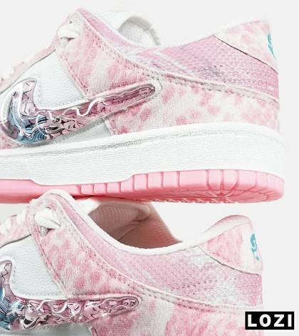 کفش کتانی زنانه صورتی سفید نایک NIKE dunk low steam puppet