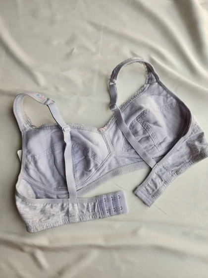 سوتین نخی دخترانه ابرنازک بدون فنر bilim کد: 1099