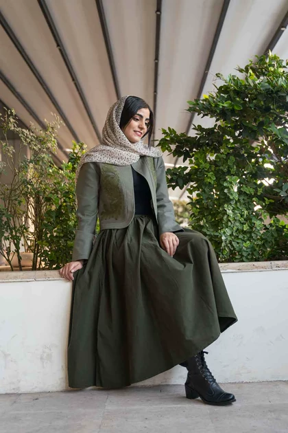 کراپ کت شنل دوزی شده لینن مدل خزر