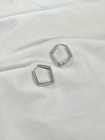 گوشواره چند ضلعی