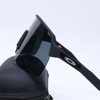 عینک برند OAKLEY کد 181295