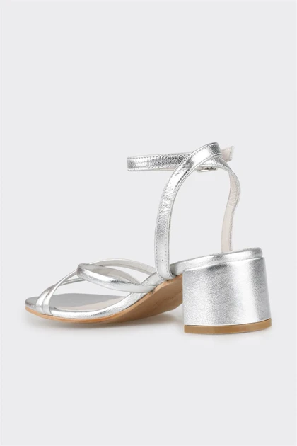 صندل زنانه اله elle