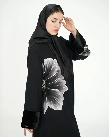 عبا با طرح گل سفید کد 1009